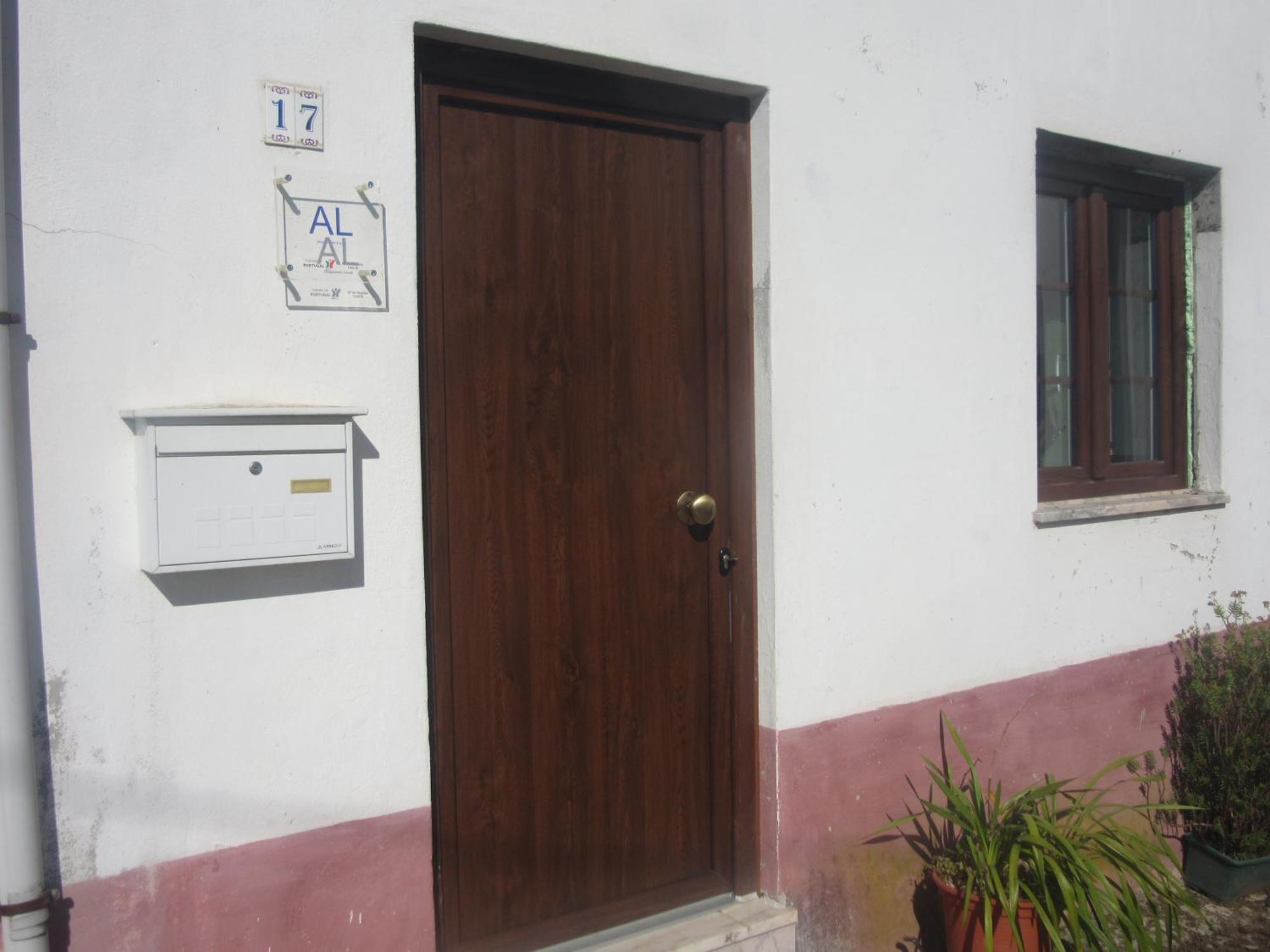 Гостевой дом Casa Eira Do Povo 1 Vale de Colmeias Экстерьер фото